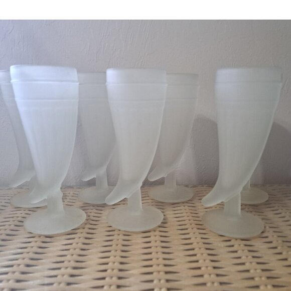 Set of 7 Vintage Indiana Glass Tiara Frosted Powder Horn Pilsner Beer Glasses - Picture 4 of 9